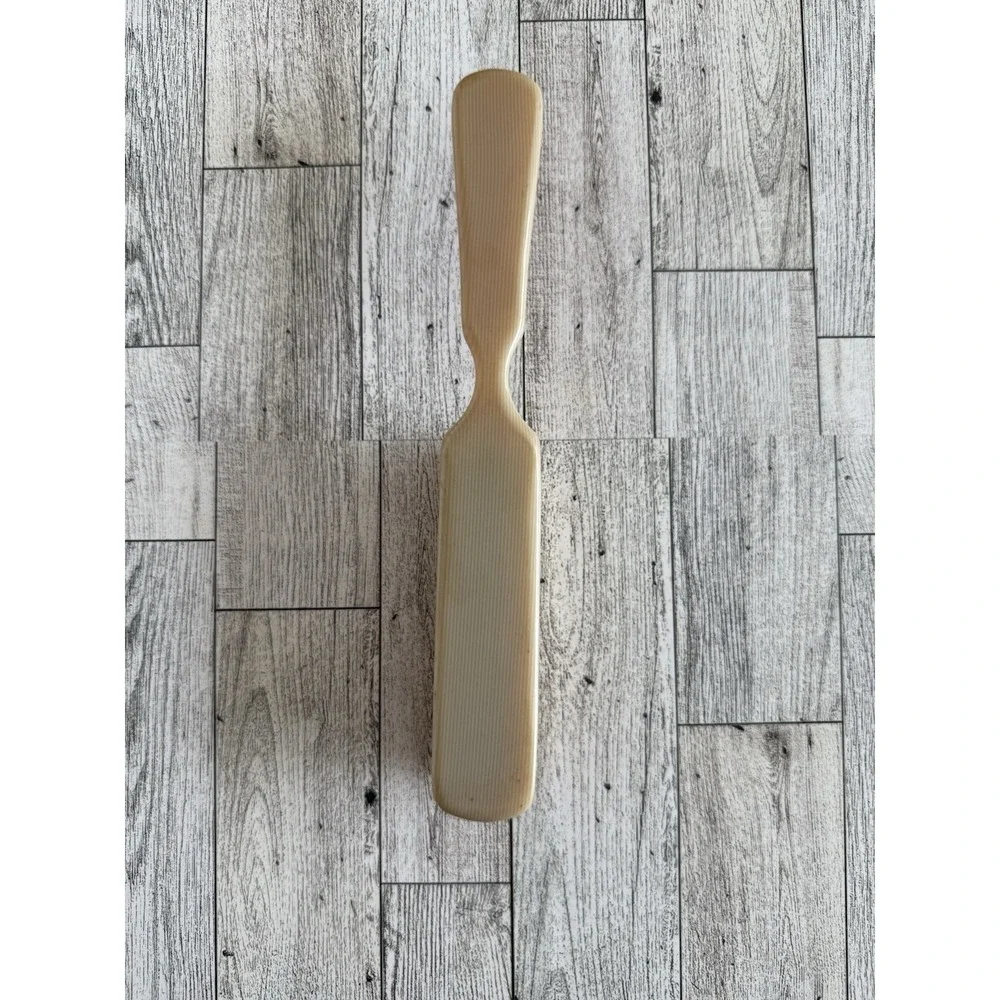Vintage Vanity Hair Brush 1